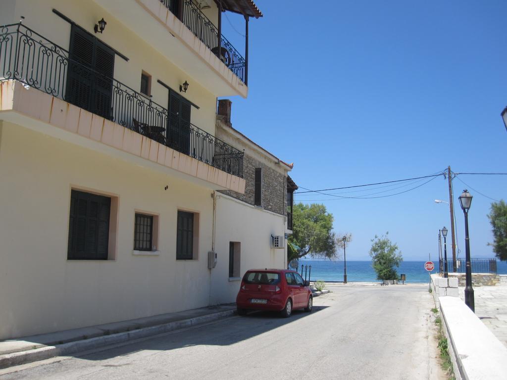 Gorgona Apartment Milina Bagian luar foto