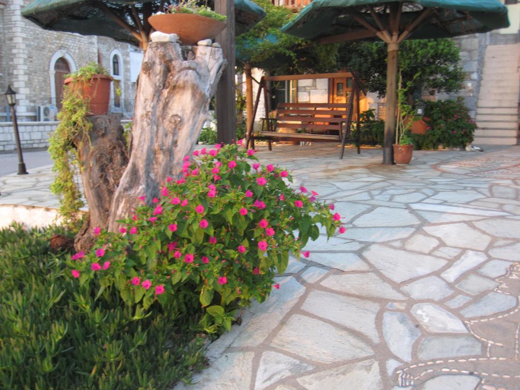 Gorgona Apartment Milina Bagian luar foto