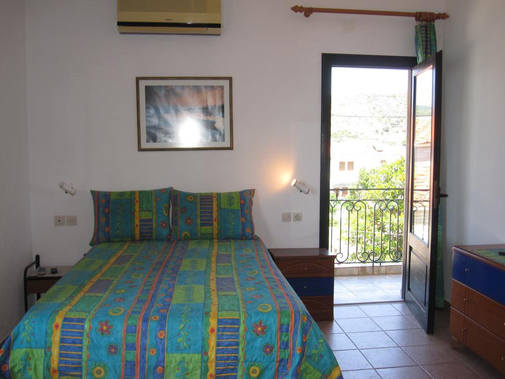 Gorgona Apartment Milina Bagian luar foto