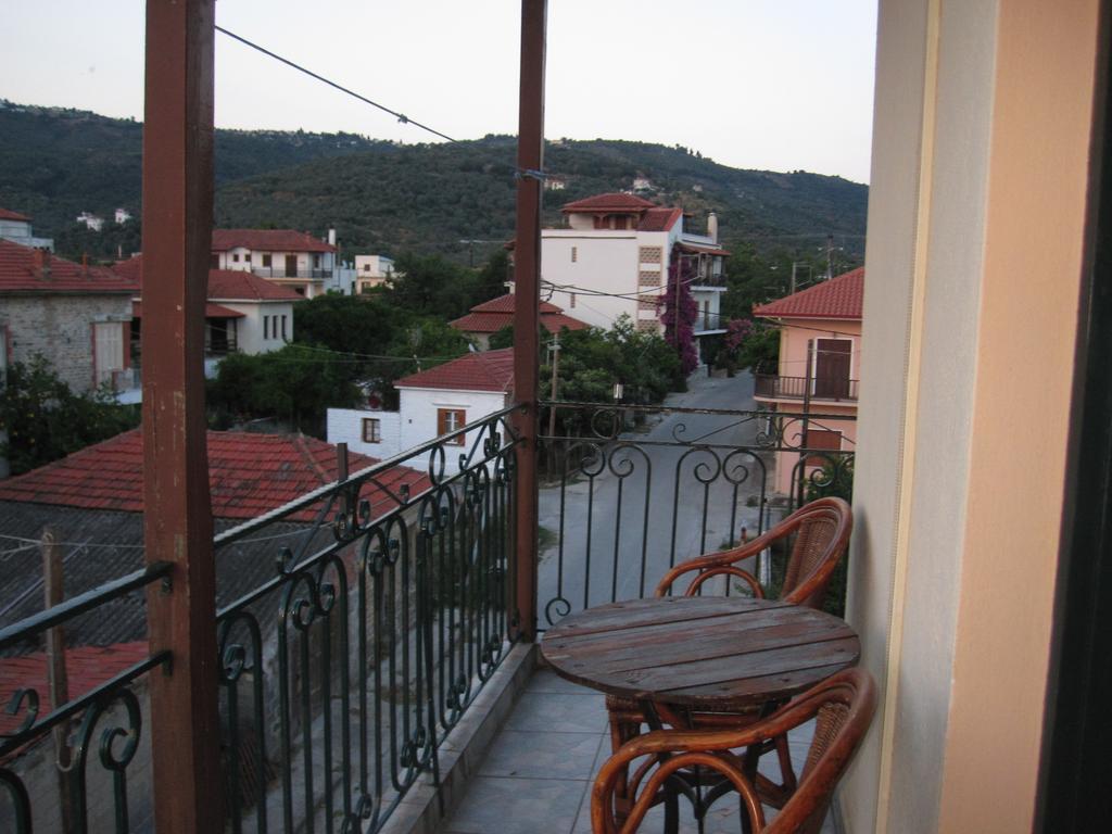 Gorgona Apartment Milina Bagian luar foto